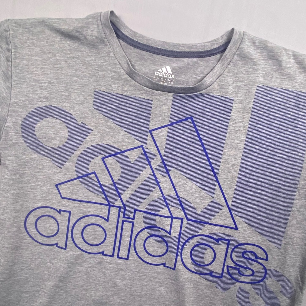 adidas AEROREADY Graphic T-Shirt‎ Boys XL Gray Heather Polyester Activewear Tee